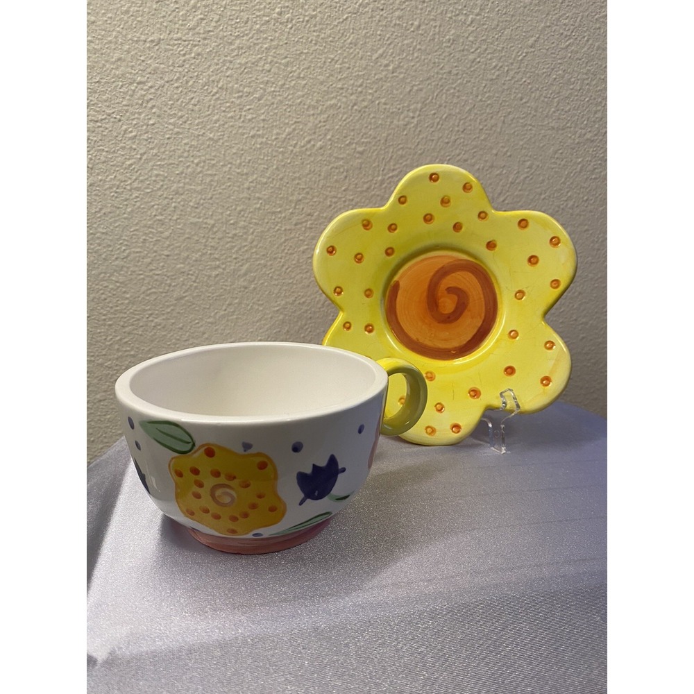 Betallic Ceramic Coffe Cup & Saucer flower Shape plate large cup Pre- owned